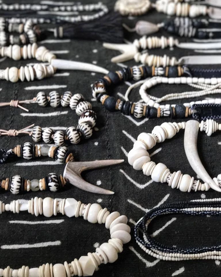 Twine + Twig B+W Collection Antler Double Tip Necklace | White 4 Twine + Twig B+W Collection Antler Double Tip Necklace | White