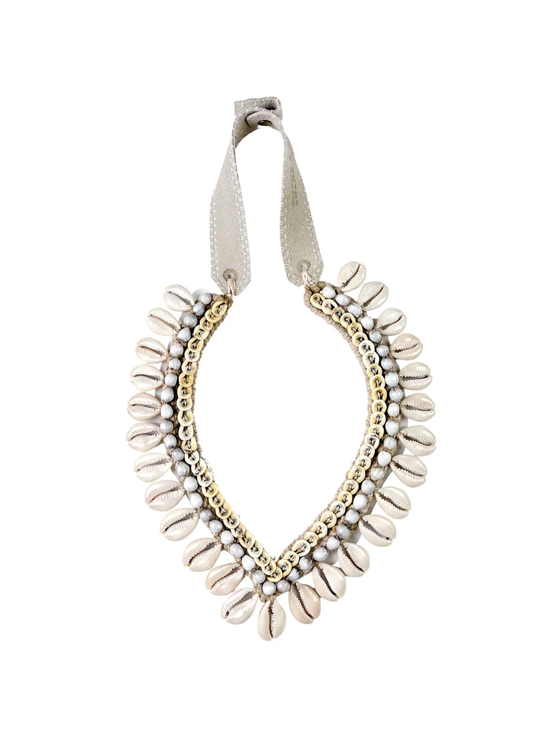 Twine + Twig Cowrie Collar Necklace | Edition 14 1 Twine + Twig Cowrie Collar Necklace | Edition 14