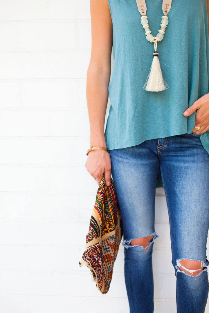 Twine + Twig Tassel Horse Hair Necklace | Ivory 6 Twine + Twig Tassel Horse Hair Necklace | Ivory