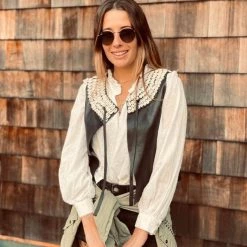 Twine & Twig Rocio G Cowrie Vest | Black Apparel