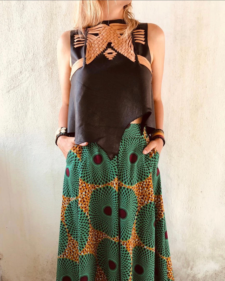 Twine & Twig Apparel Rocio G Woven Vest | Black + Camel 5 Twine & Twig Apparel Rocio G Woven Vest | Black + Camel