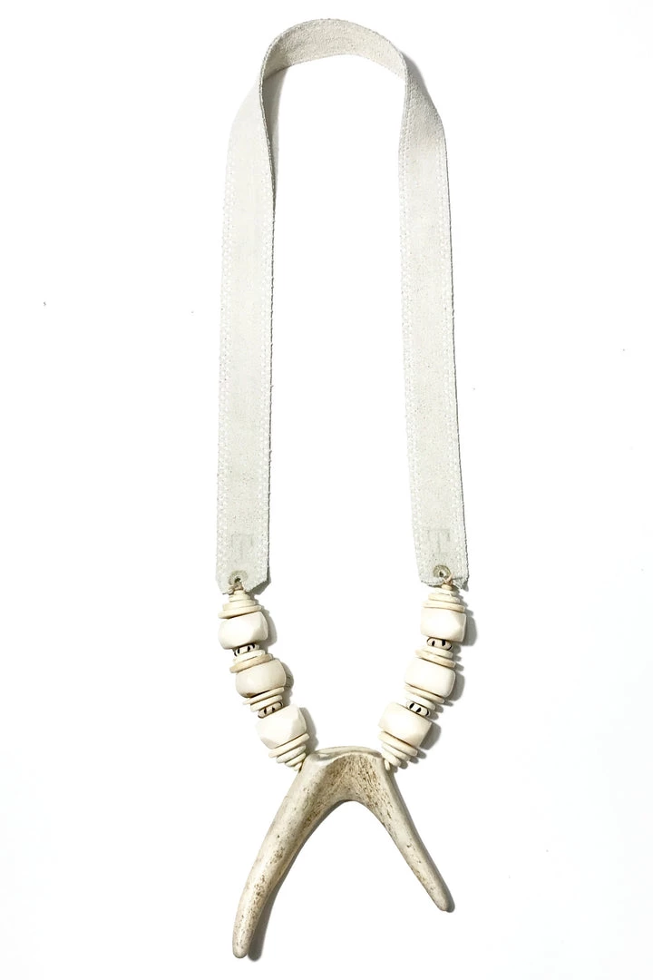 Twine + Twig B+W Collection Antler Double Tip Necklace | White 1 Twine + Twig B+W Collection Antler Double Tip Necklace | White
