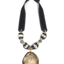 Twine + Twig Mid Antler Burr Necklace | B + W B+W Collection