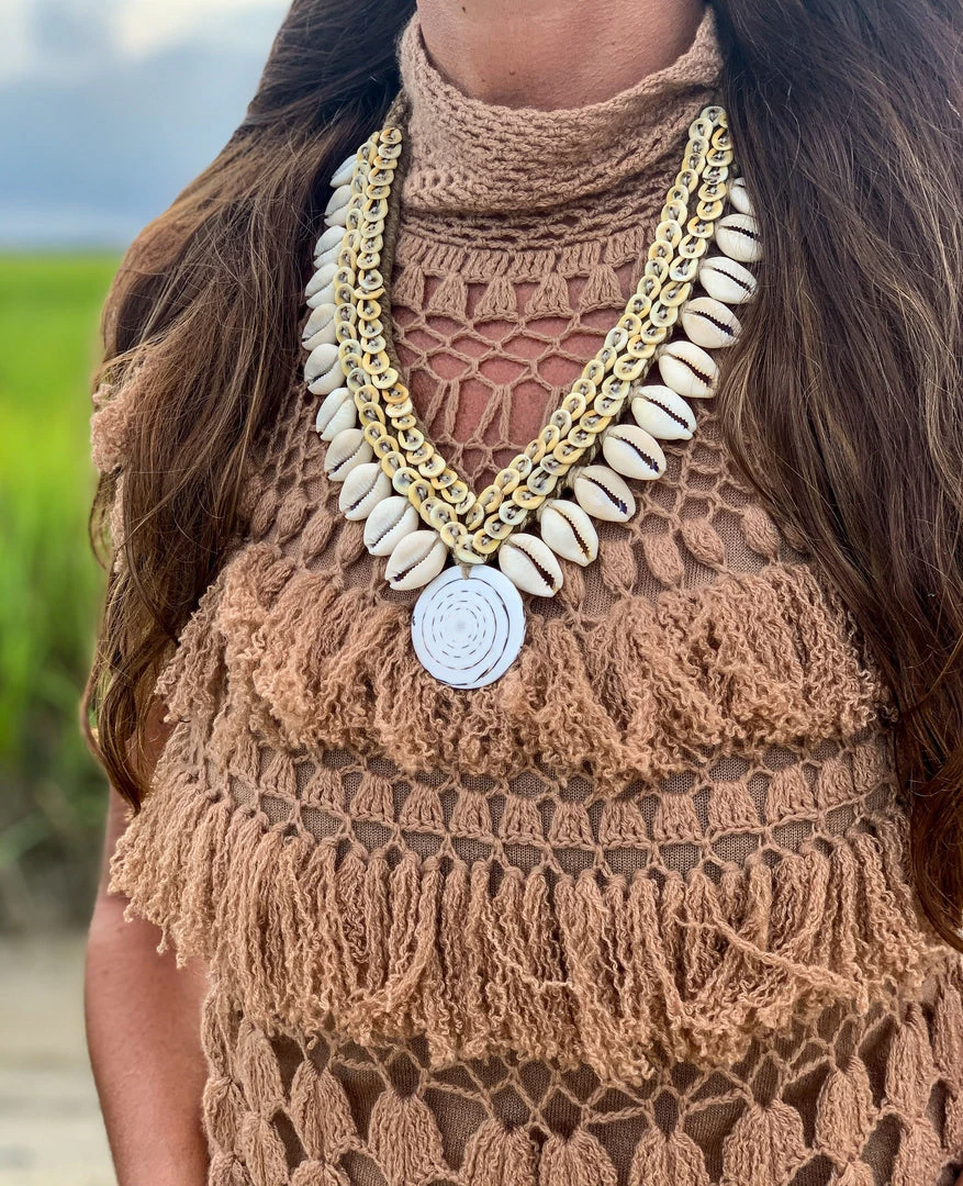 Twine + Twig Cowrie Collar Necklace | Edition 15 Cowrie Collection 2 Twine + Twig Cowrie Collar Necklace | Edition 15 Cowrie Collection