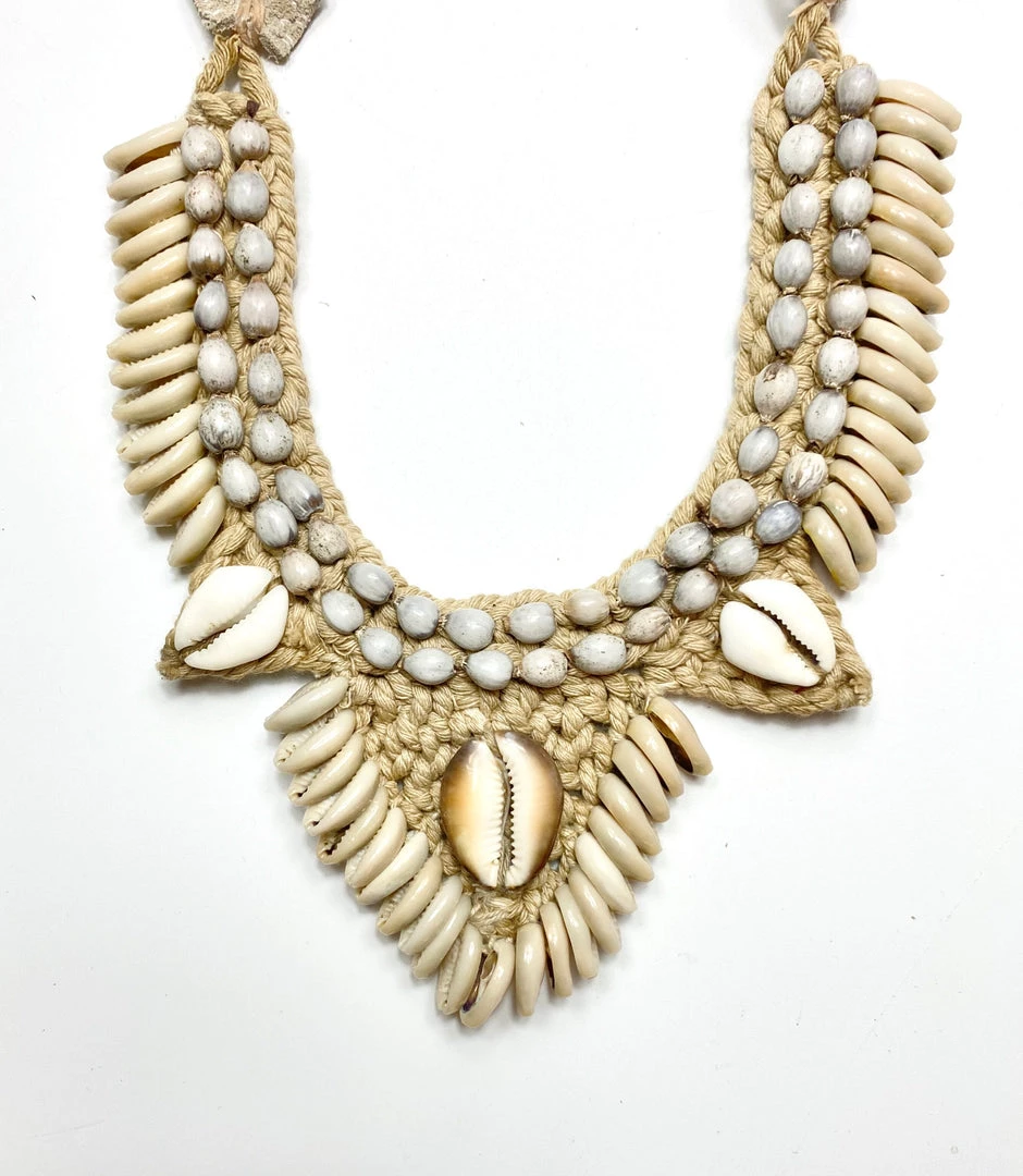 Twine + Twig Cowrie Collar Necklace | Edition 10 Cowrie Collection 5 Twine + Twig Cowrie Collar Necklace | Edition 10 Cowrie Collection