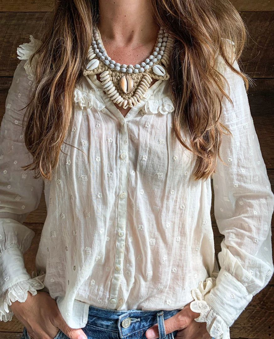 Twine + Twig Cowrie Collar Necklace | Edition 10 Cowrie Collection 3 Twine + Twig Cowrie Collar Necklace | Edition 10 Cowrie Collection