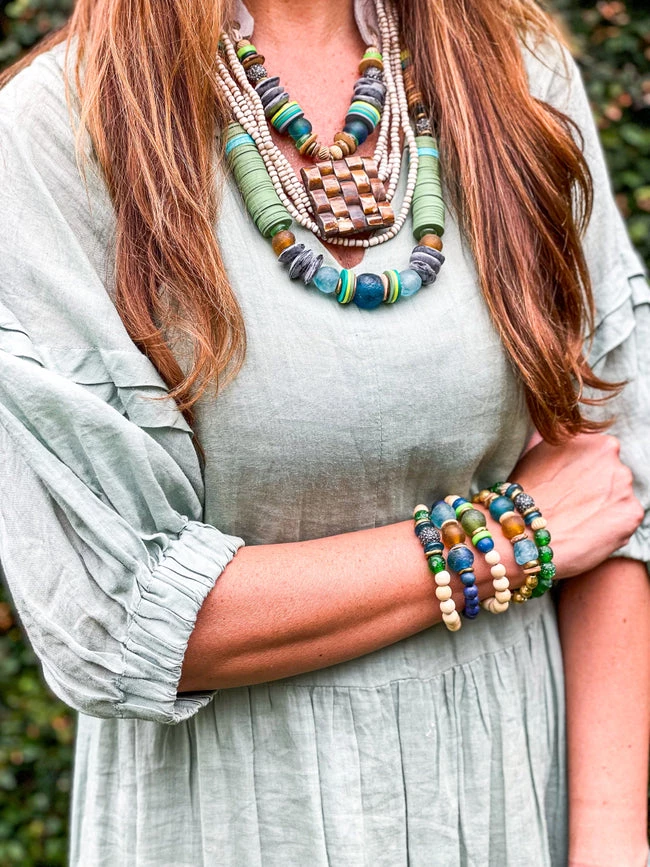 Twine + Twig Mid Pendant Necklace | Earth 2 Twine + Twig Mid Pendant Necklace | Earth