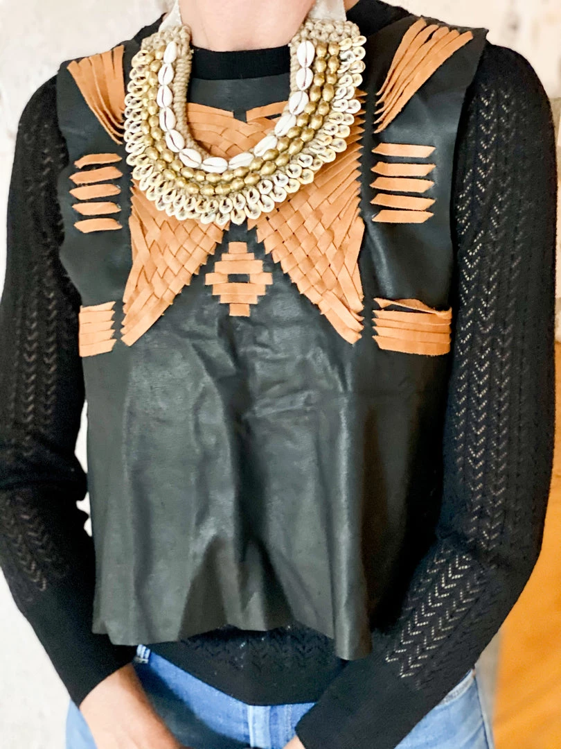 Twine & Twig Apparel Rocio G Woven Vest | Black + Camel 4 Twine & Twig Apparel Rocio G Woven Vest | Black + Camel