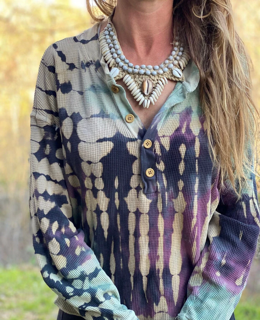 Twine + Twig Cowrie Collar Necklace | Edition 10 Cowrie Collection 2 Twine + Twig Cowrie Collar Necklace | Edition 10 Cowrie Collection