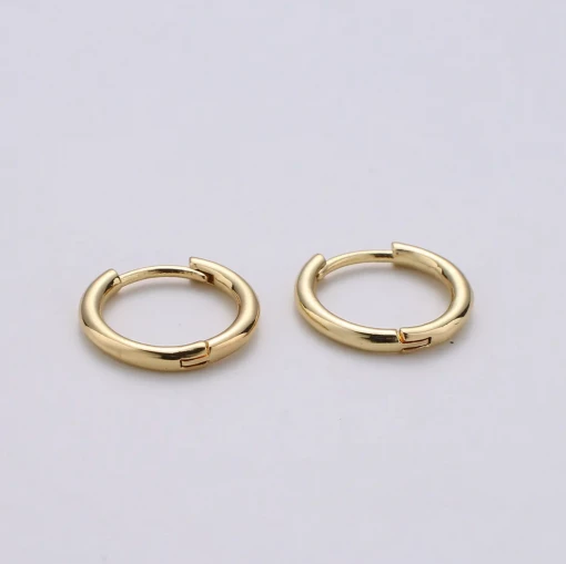 Twine + Twig Chain Collection Huggie Hoop Earrings | Gold