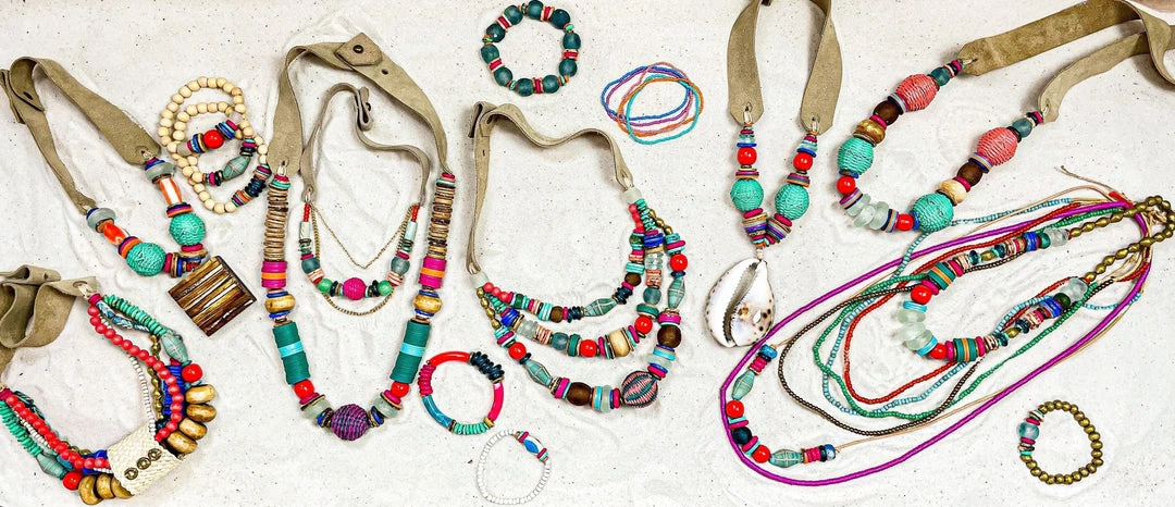 Twine + Twig Cowrie Collar Necklace | Tropic 7 Twine + Twig Cowrie Collar Necklace | Tropic