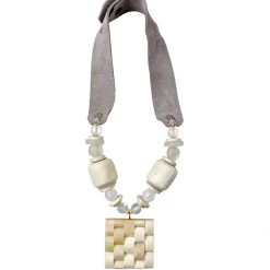 Twine + Twig B+W Collection Mid Pendant Necklace | Miami