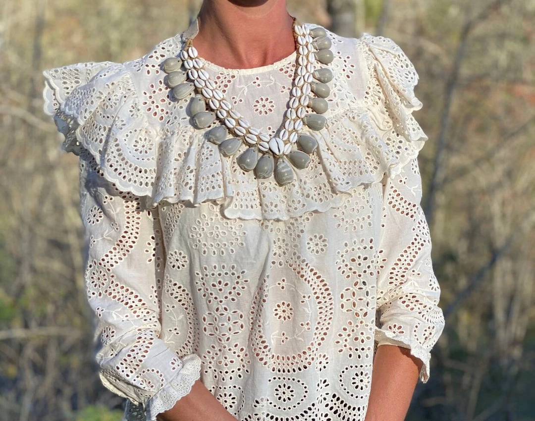 Twine + Twig Cowrie Collar Necklace | Edition 9 2 Twine + Twig Cowrie Collar Necklace | Edition 9