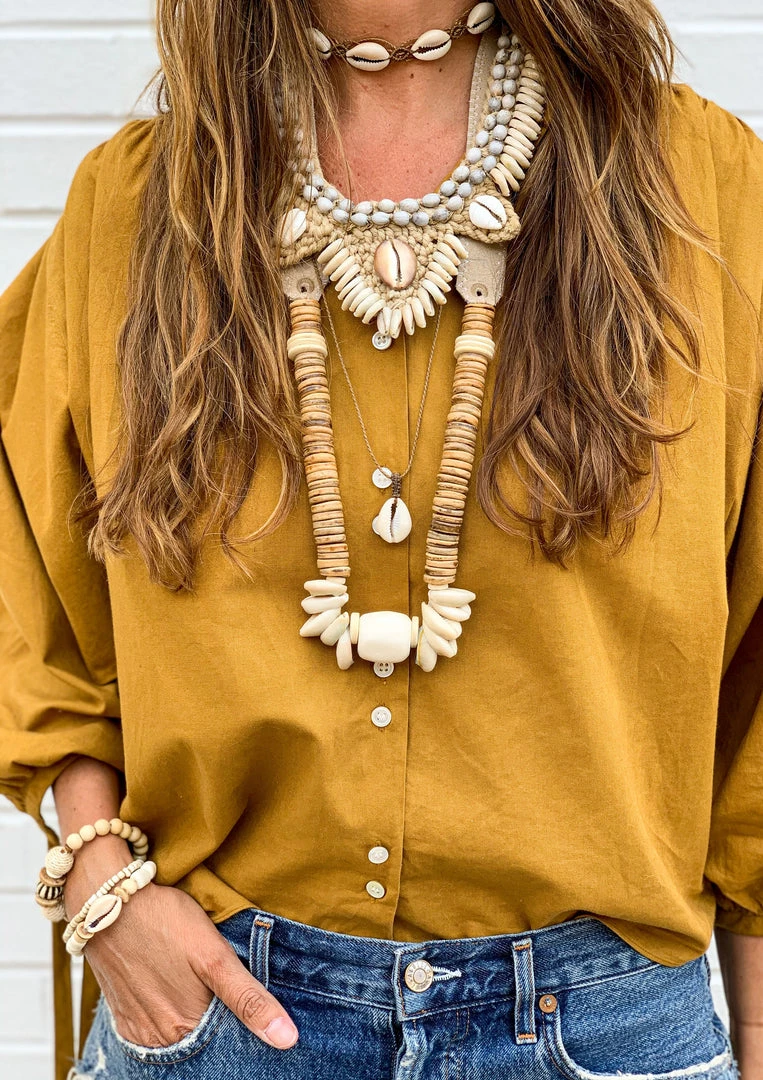 Twine + Twig Cowrie Collar Necklace | Edition 10 Cowrie Collection 7 Twine + Twig Cowrie Collar Necklace | Edition 10 Cowrie Collection