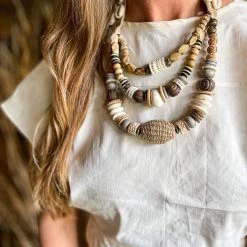 Twine + Twig Cowrie Collection Layered Classic Necklace | Cowrie 10 Twine + Twig Cowrie Collection Layered Classic Necklace | Cowrie